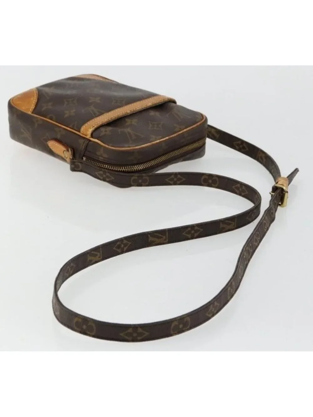 Louis Vuitton pre owned